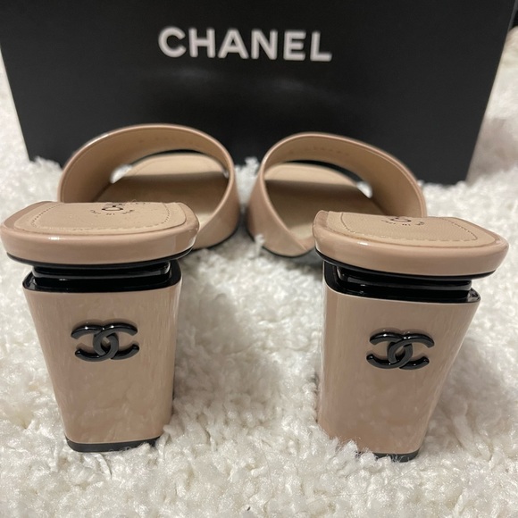 CHANEL 22C Mules Size 36.5 - Picture 2 of 6